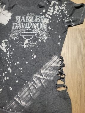 Harley-Davidson Gray and White Splatter Cutout Tee